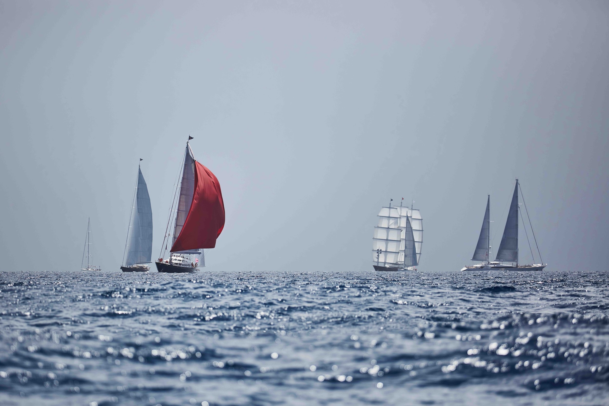 Sailing yacht racing, photograph by Michaël Gramm
