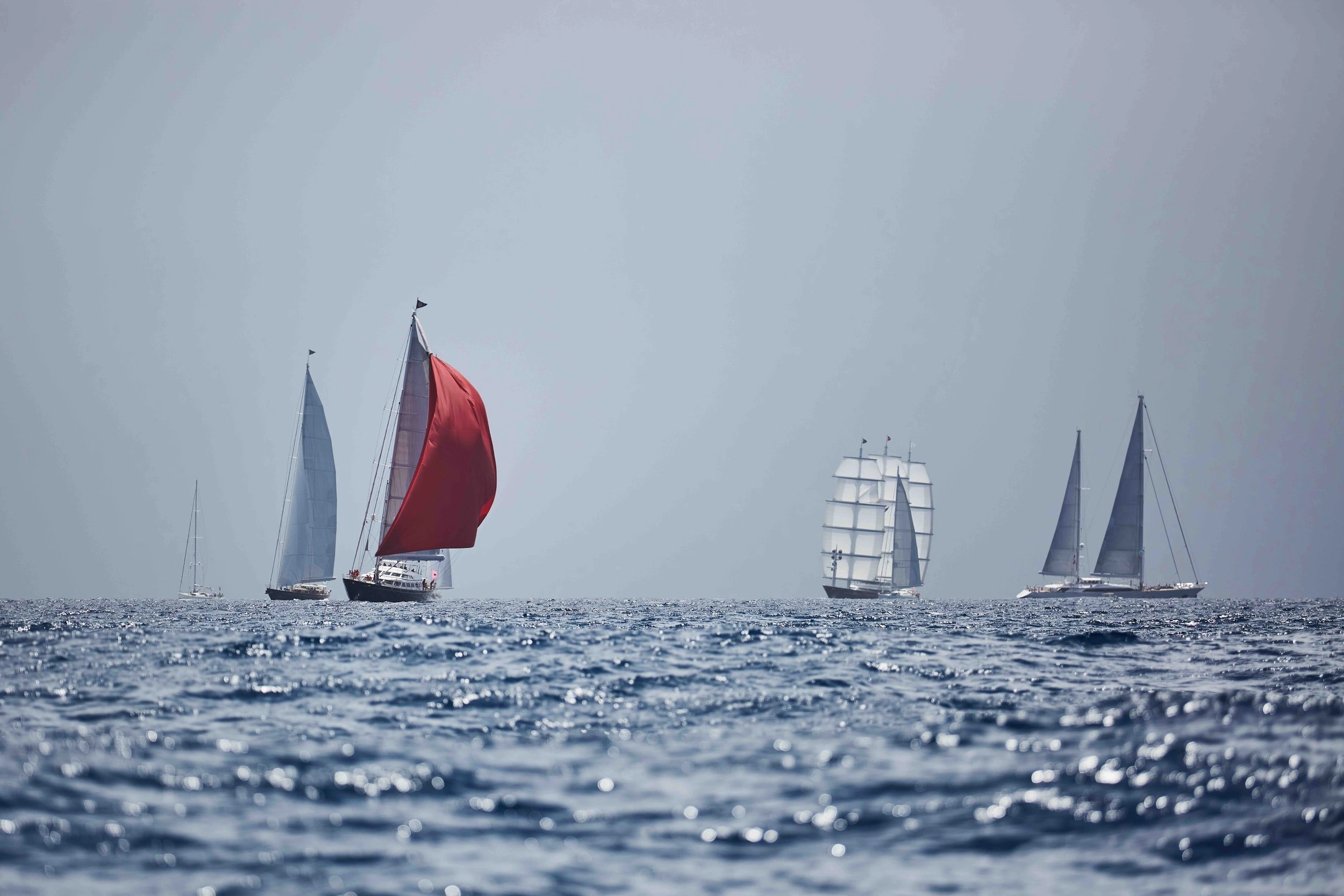 Sailing yacht racing under sail — photograph by Michaël Gramm